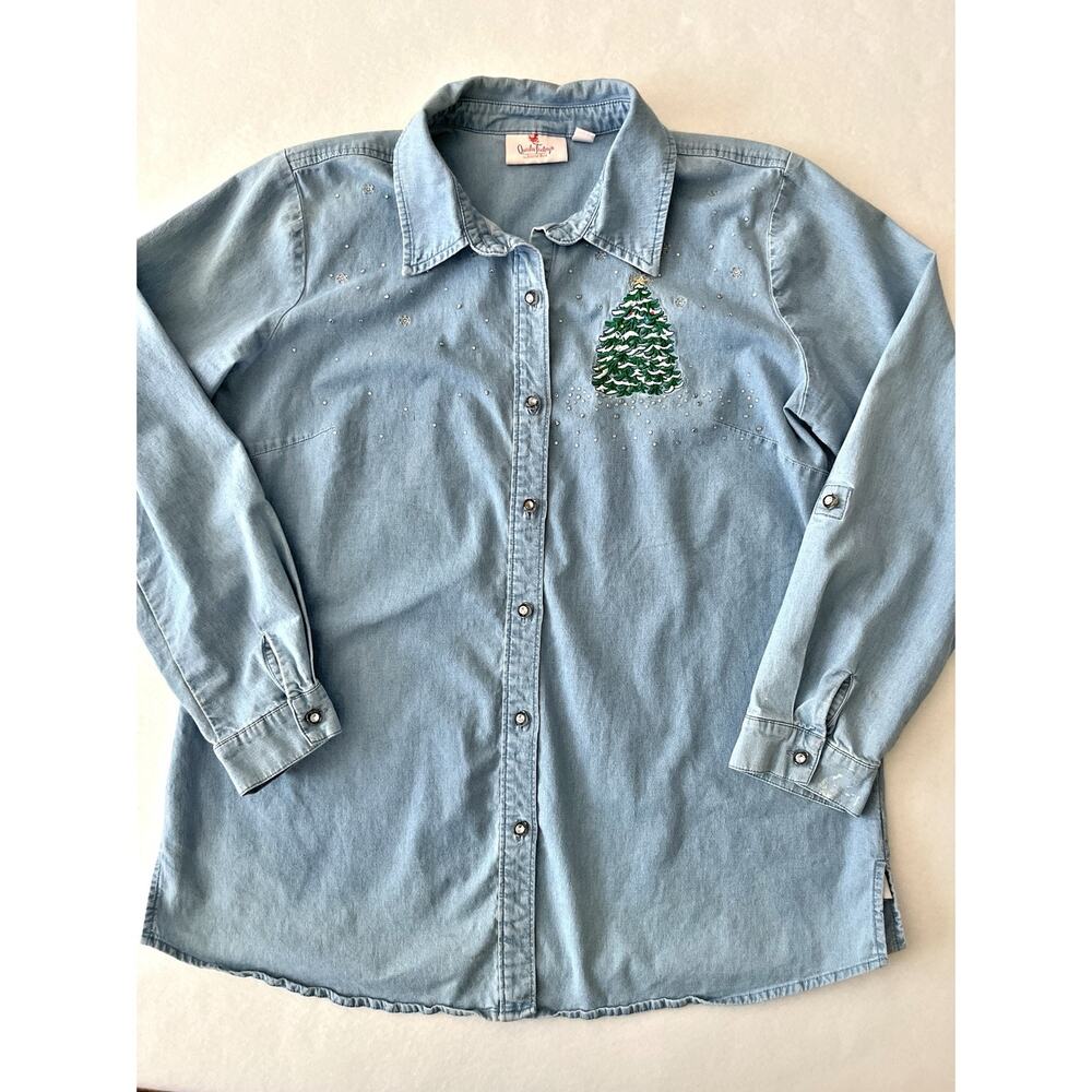 Quacker Factory Shirt Womens M Blue Denim Christmas Tree Rhinestone Holiday